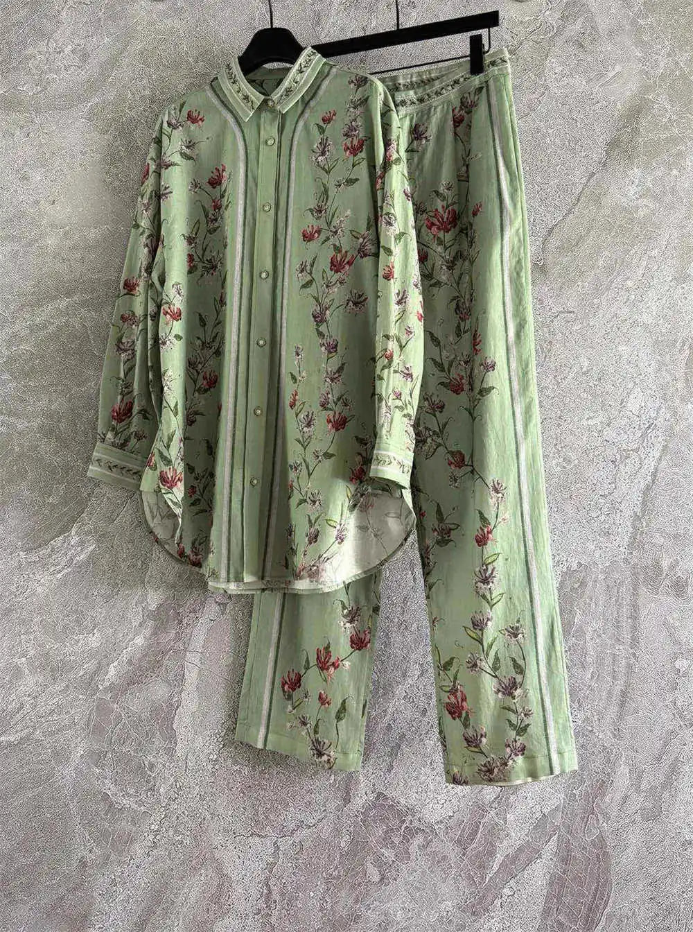 Ensemble Honeysuckle – Image 6