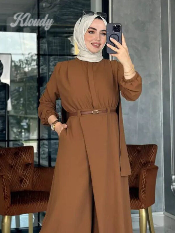 Ensemble ample à ceinture élégante